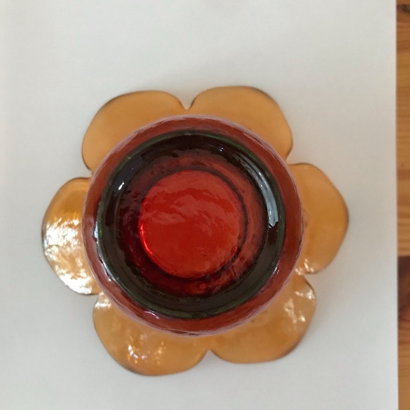 Art Glass Vase Floral Shape Textured Red Orange - Picture 4 of 4